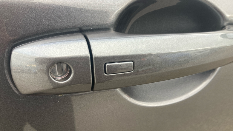 Nissan Juke 1.6 Hybrid Tekna 5dr Auto Hybrid Hatchback